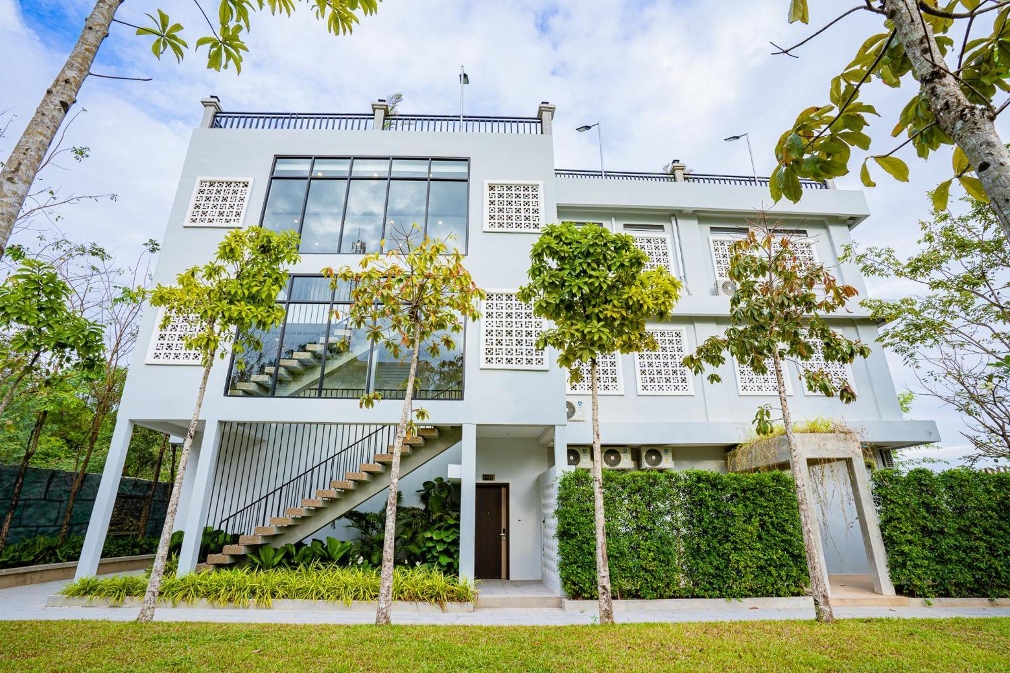 Rainforest Hotel By Nsun Kampot Exterior foto