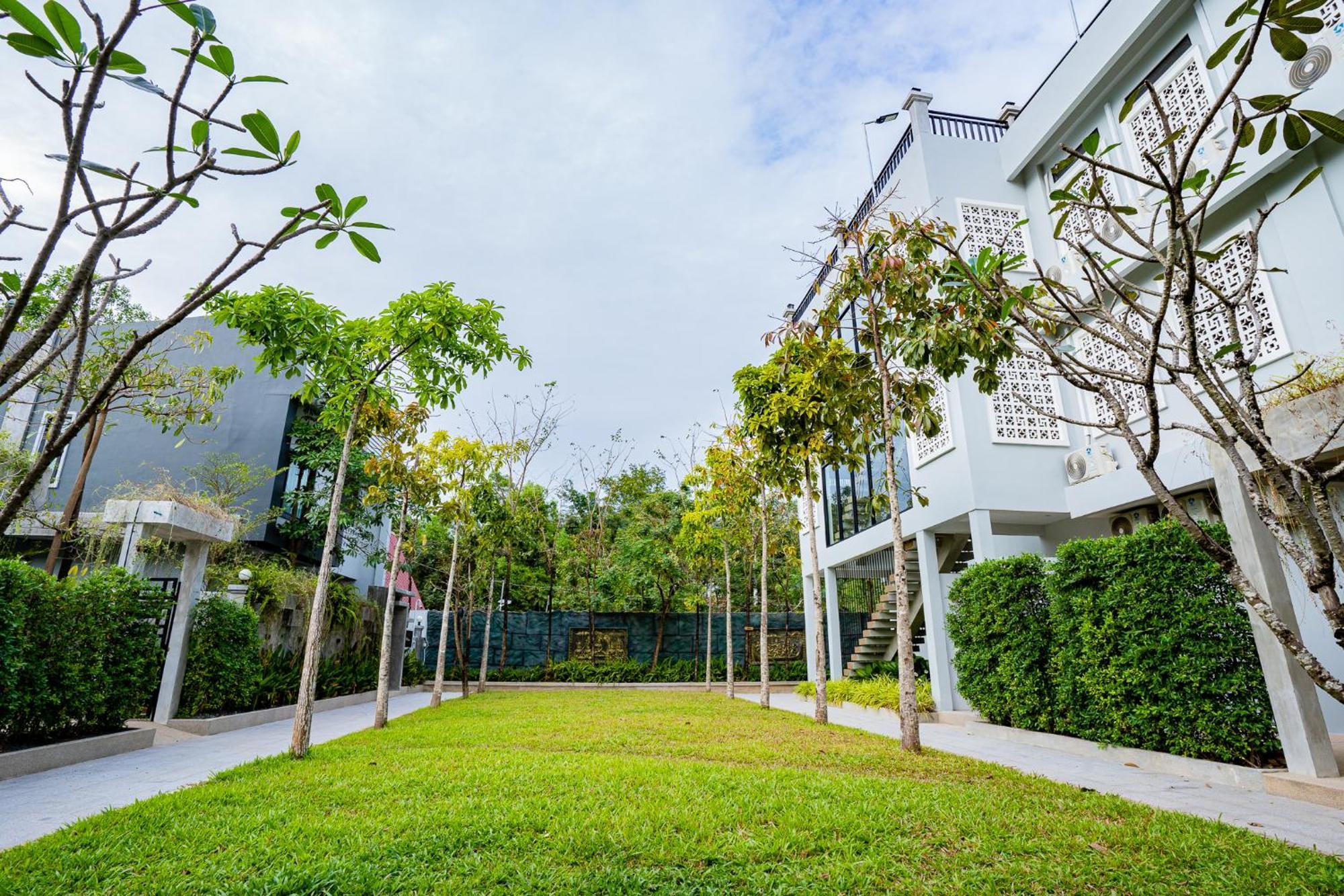 Rainforest Hotel By Nsun Kampot Exterior foto